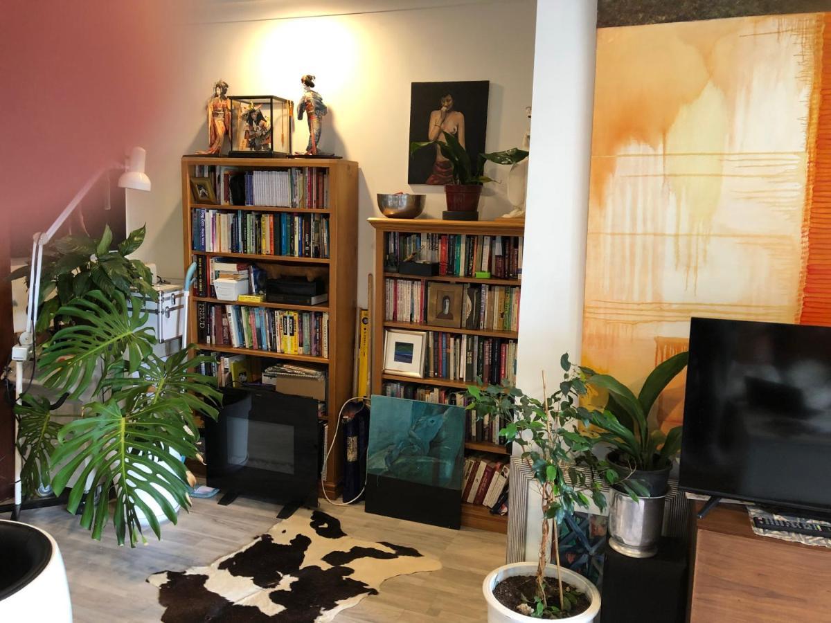 Cool Apartment, Central To Everything, Share With 2X Bulldogs Auckland Buitenkant foto