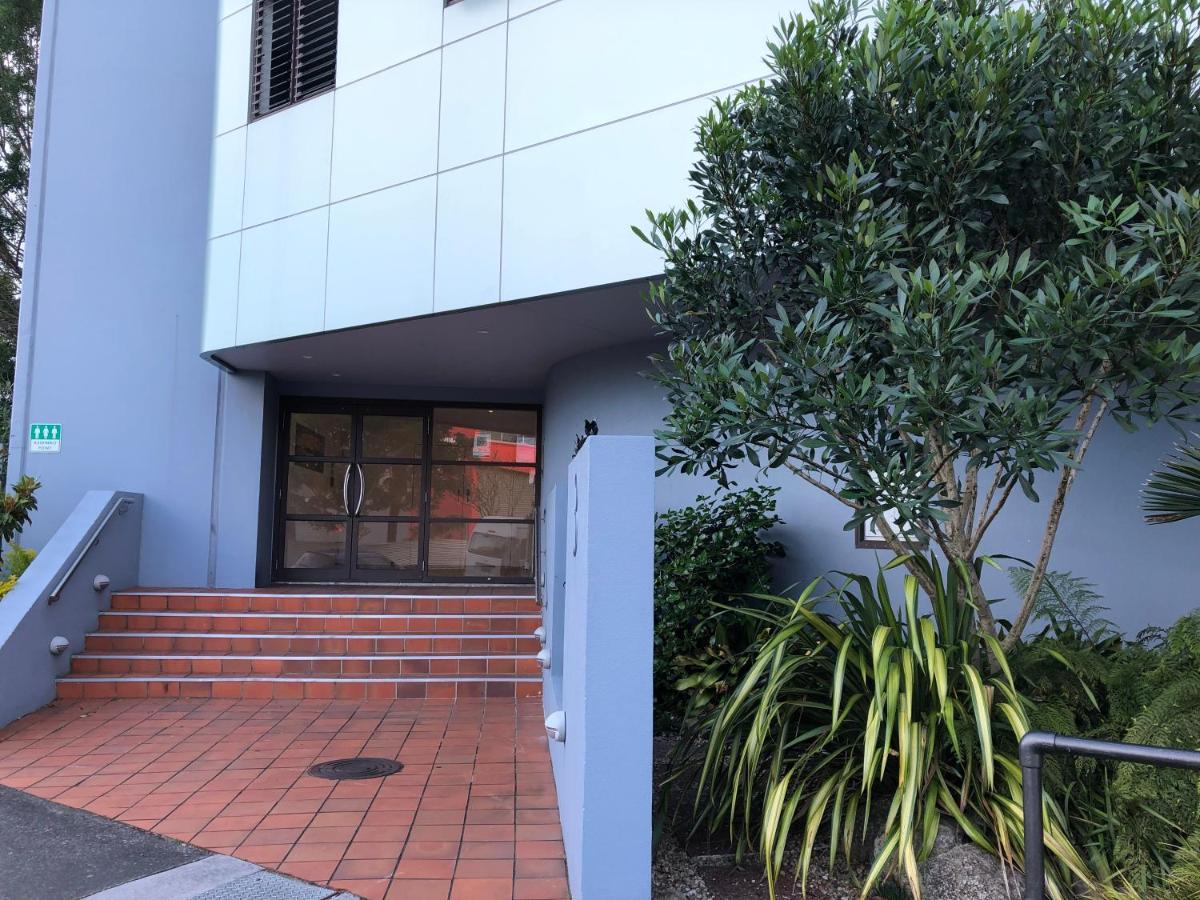 Cool Apartment, Central To Everything, Share With 2X Bulldogs Auckland Buitenkant foto