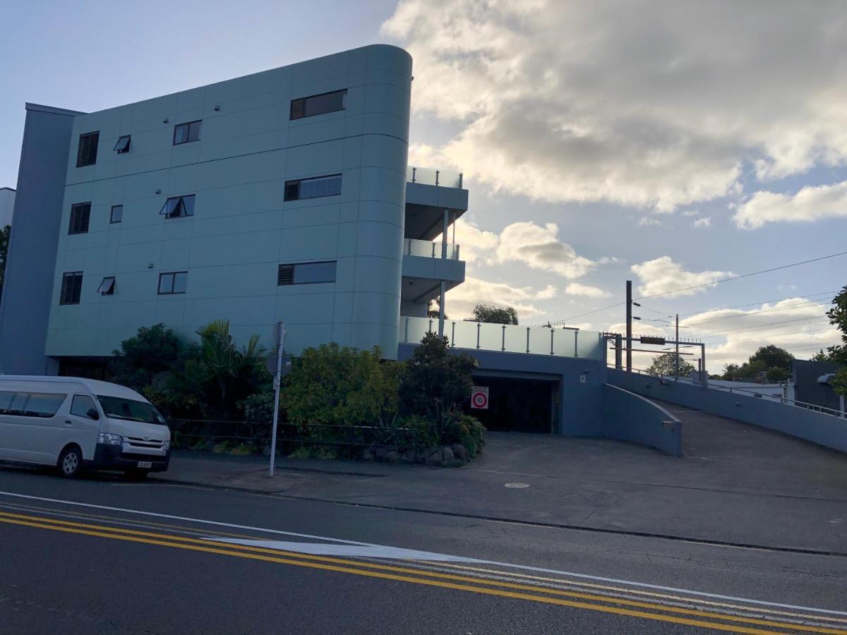 Cool Apartment, Central To Everything, Share With 2X Bulldogs Auckland Buitenkant foto